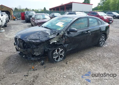 2021 Kia Forte Lxs из США, поврежденный, VIN 3KPF24AD9ME387965